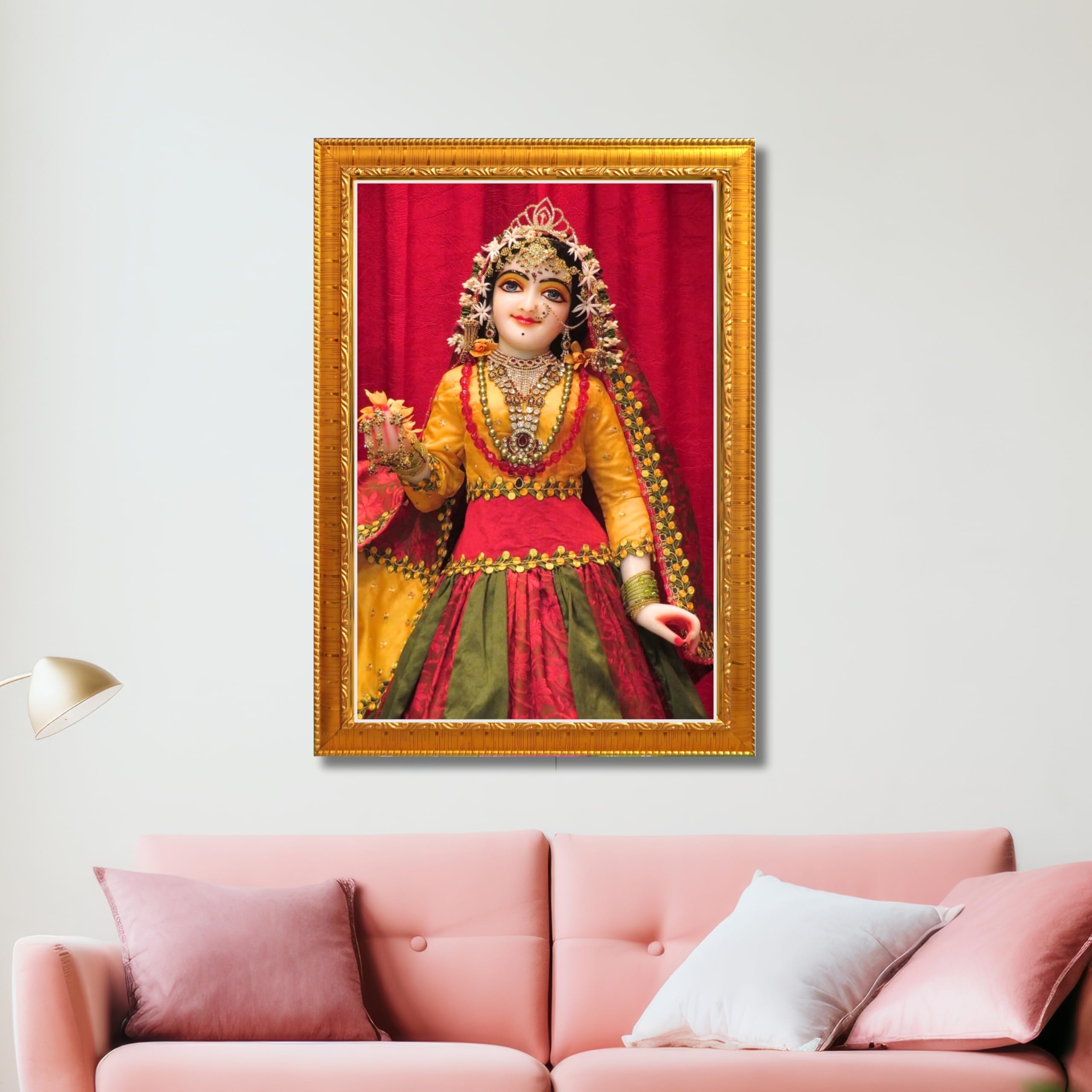 CRAFT QUEST Shri Radha Rani Shringaar Darshan in Vrindavan Photo Frame wooden framed