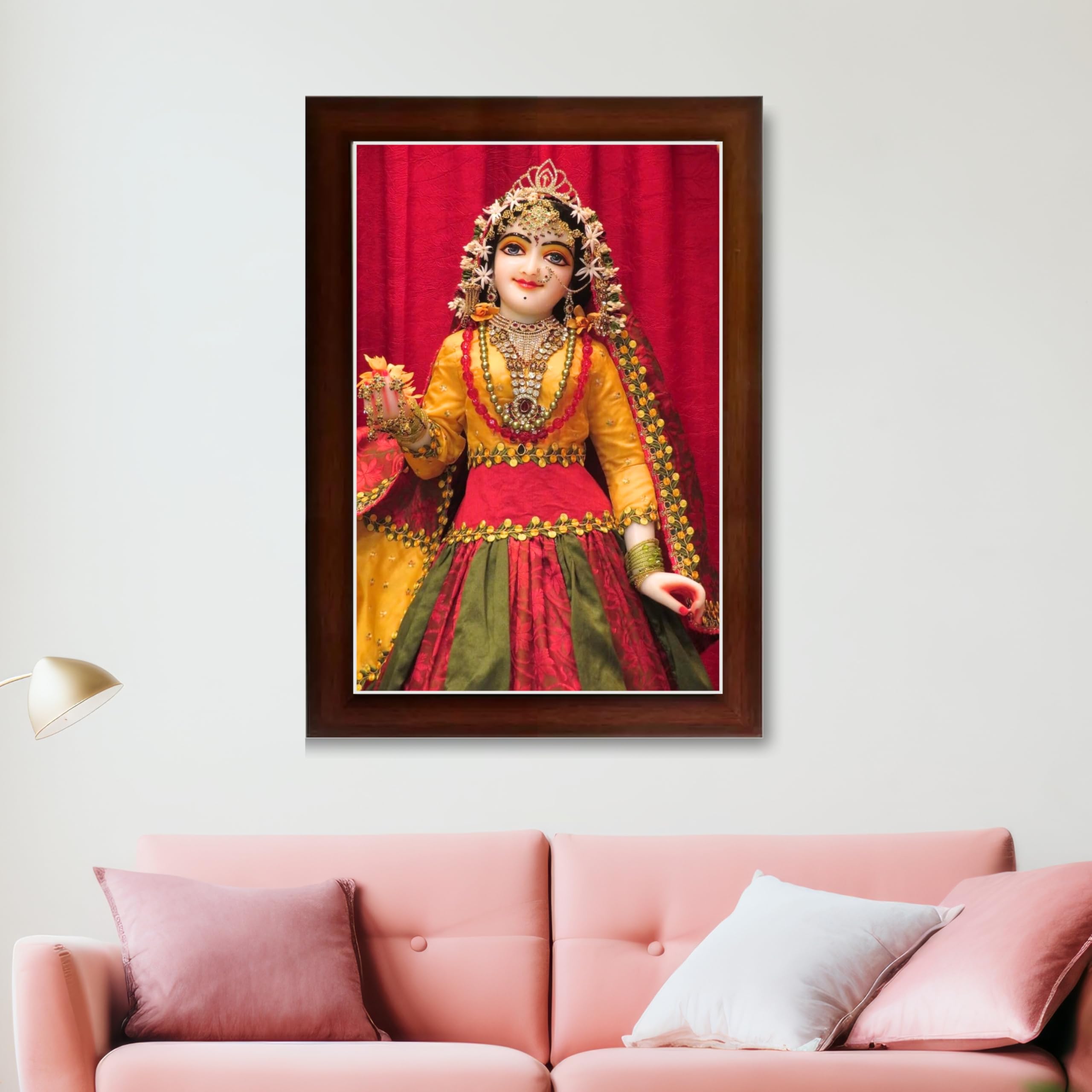 CRAFT QUEST Shri Radha Rani Shringaar Darshan in Vrindavan Photo Frame wooden framed