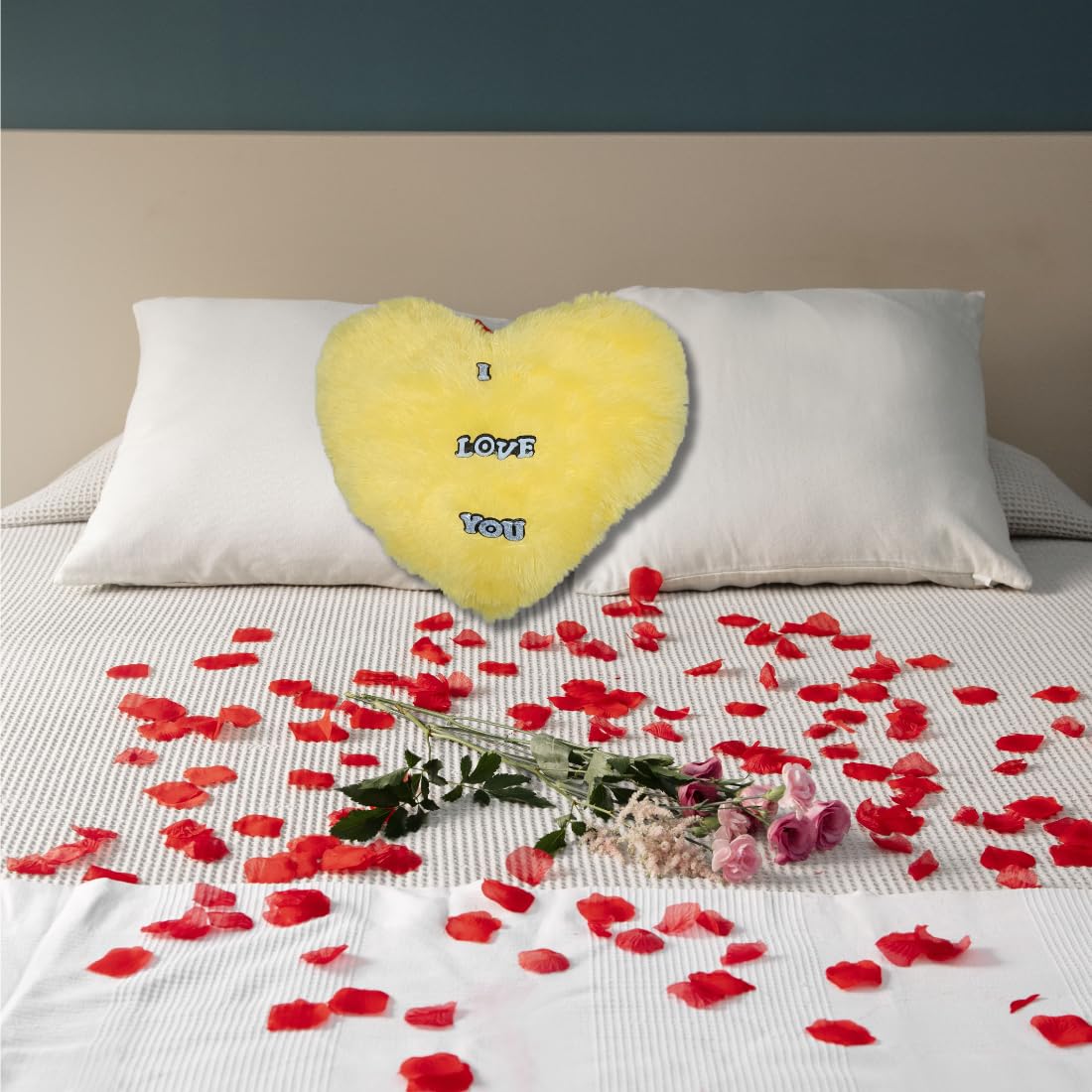 CRAFT QUEST Heart Shape I Love You Cushion Pillow - Valentine Gift for Girlfriend/Boyfriend/Couples/Husband and Wife - Valentine's Day Love Pillow (Red, 13 * 13 Inch)